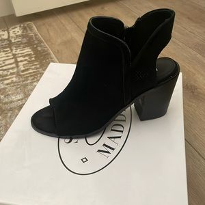 Black Steve Madden bootie